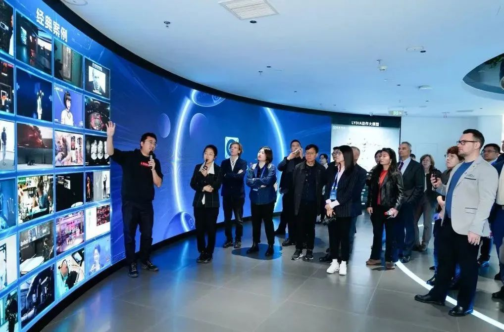 商务部副部长寄语德中企业丨爱游戏·虚拟动点与德国商界代表共探可持续发展新机遇